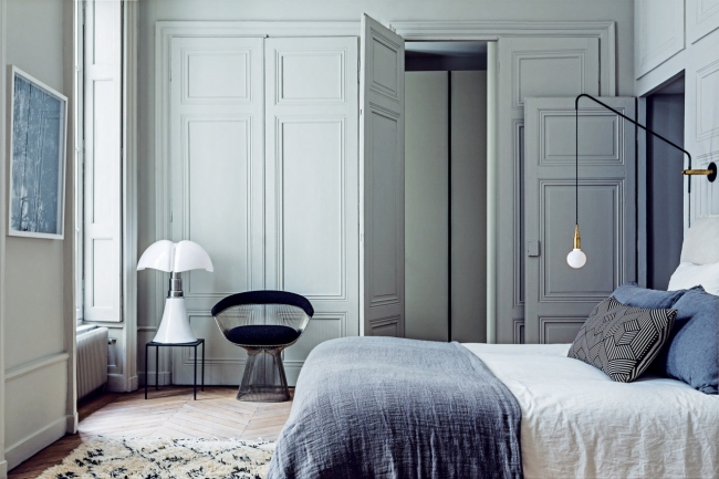 appartamento-francese-franch-apartment-bright-luminoso-white-bianco-pipistrello-gae-aulenti