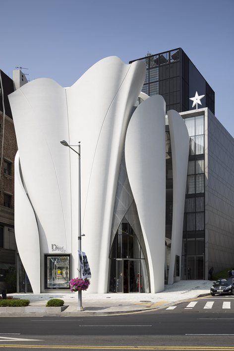 flagshipstore-seoul-dior-architecture-fashion-camilla-bellini-the-diary-of-a-designer-9