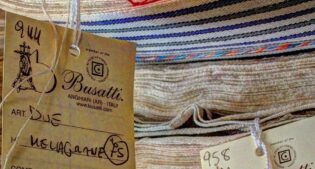8 generazioni di tessitori dal 1842: la famiglia Busatti