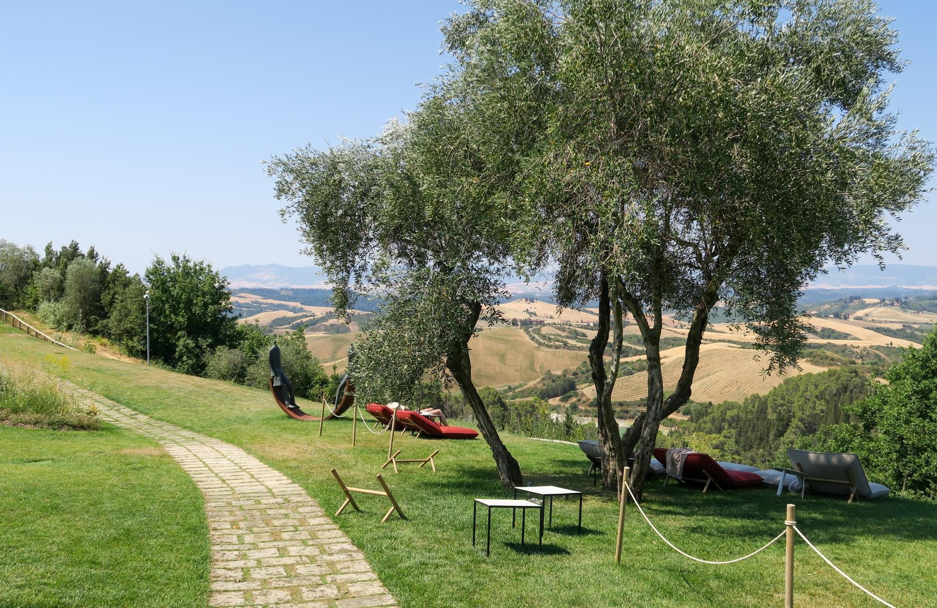 Terrazza panoramica borgo Castelfalfi