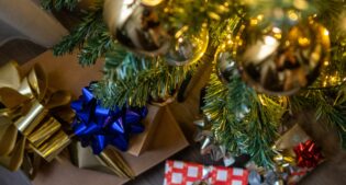 Cosa regalare a Natale? 10 idee regalo creative, edizione 2022
